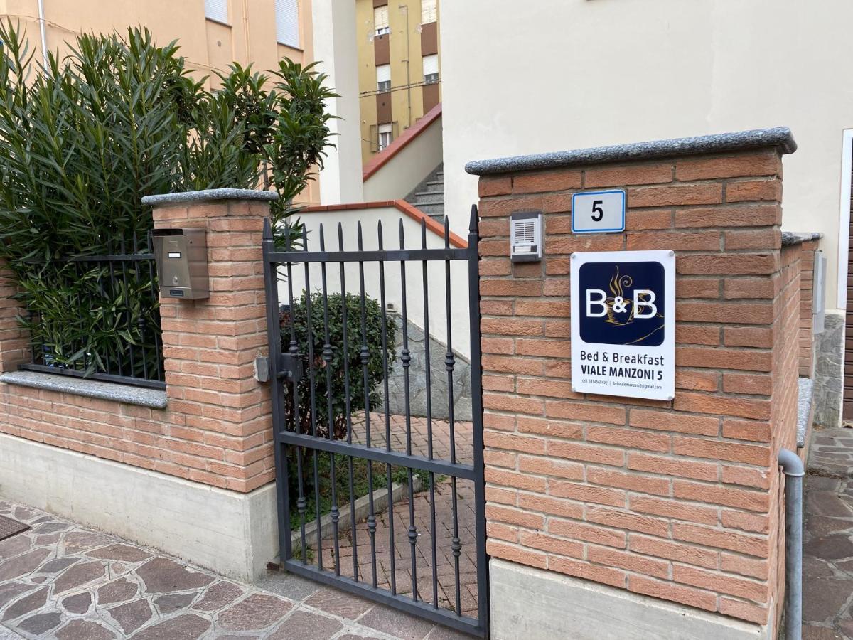 Hotel Viale Manzoni Sassuolo Exteriér fotografie